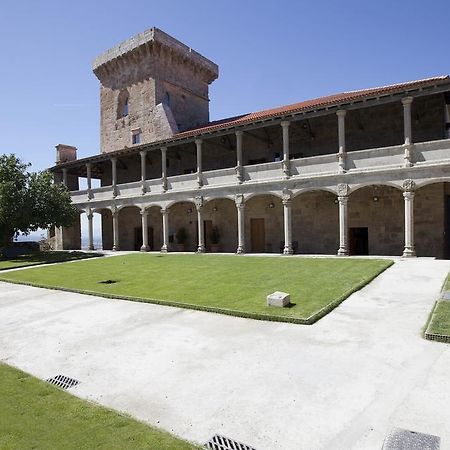Parador Castillo De Monterrei Exterior foto